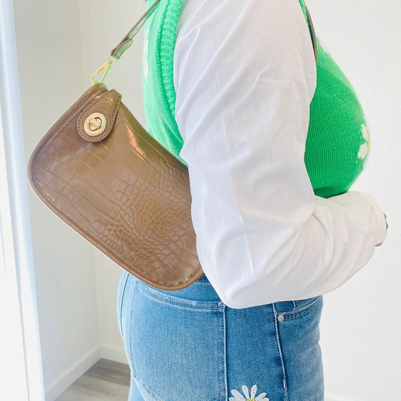 Swinger Turnlock Clutch PU Leather PU Leather PU Leather